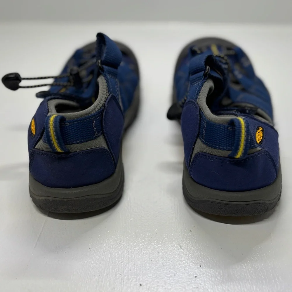 KEEN Kids Newport H2 Sandals Blue Gray Yellow Size 4 Waterproof Outdoor Water Sh